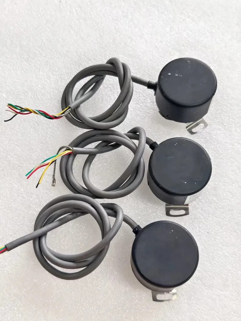 Фото Б/у HES-036-2MHT для роторного энкодера NEMICON HES-036-2MHT №1