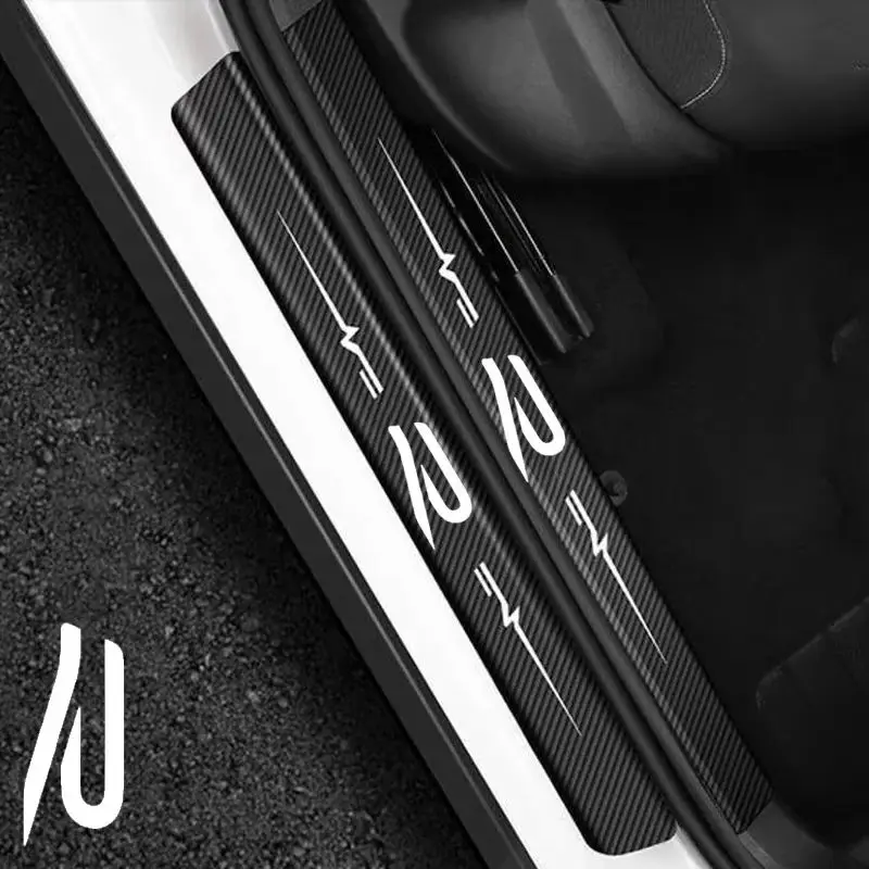 Фото Защитные наклейки для эмблем Volkswagen VW R-Line, Passat, Polo, Golf 3, 5, 8, Jetta, Touareg, а также для порогов багажника и дверей автомобиля №1