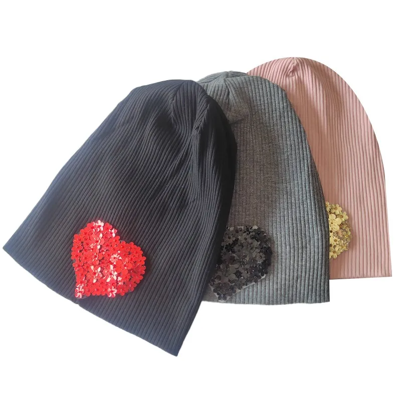 

Шапка-бини в рубчик для женщин, однотонная хлопковая Повседневная шапка с блестками, с цветами, в форме сердца, в стиле унисекс