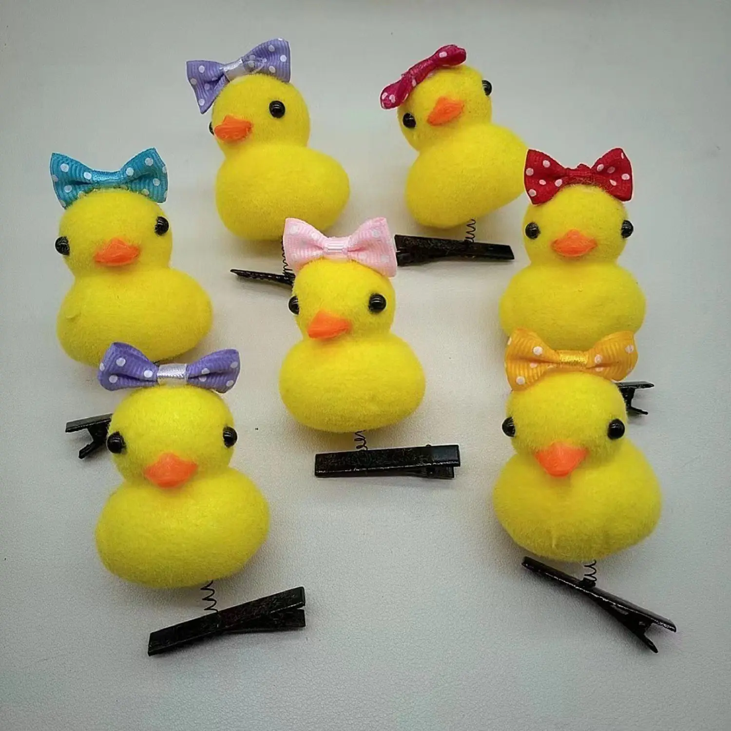 

1 PC Little Yellow Duck Hairpin Spring Hair Hooks Girl Accessories 3D Cartoon Duck Headdress Children Funny Christmas Gifts