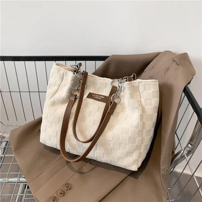 

High Quality Large Capacity Bag Female Bag 2023 New Senior Sense Niche Class Commuting Bag Everything Single Shoulder Tote Bag