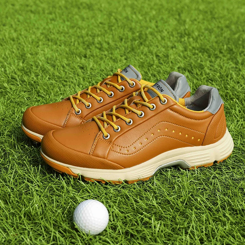 

2023 New Big Size 39-49 Men Golf Shoes Non Slip Spikes Golf Sneakers Fashion Leather Training Sneakers Grass Walking Sneakers
