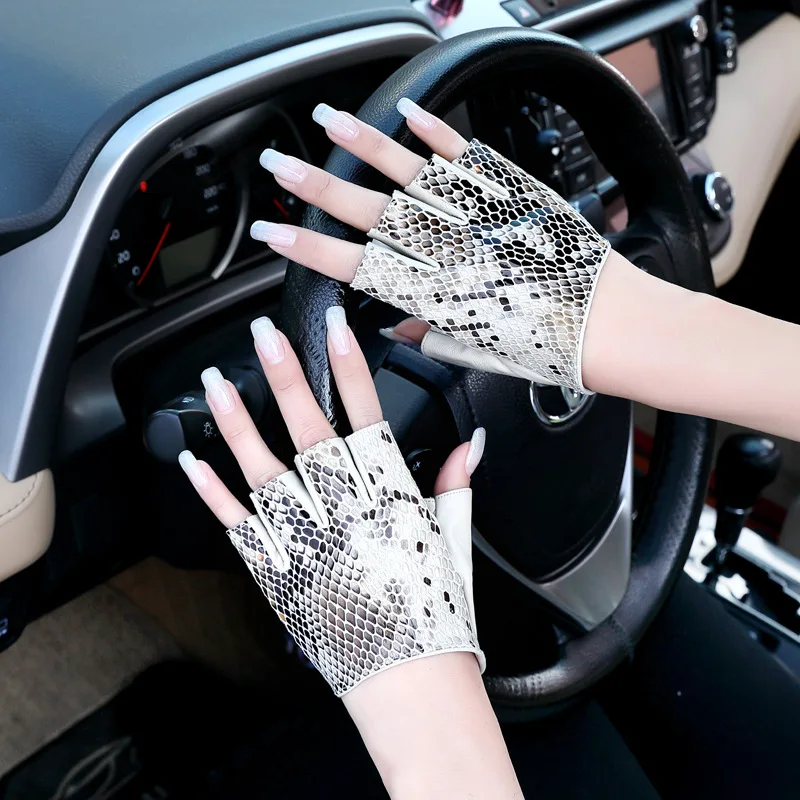Real Leather Semi-Finger Gloves Female Fashion Snakeskin Printed Punk Cool Driving Half Finger Women Sheepskin Gloves YSW0066