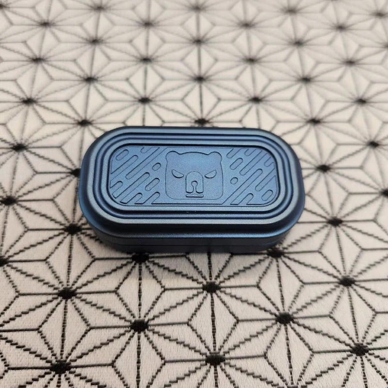 

Подержанный Печатный бренд Edc01, материал из титанового сплава, синяя версия