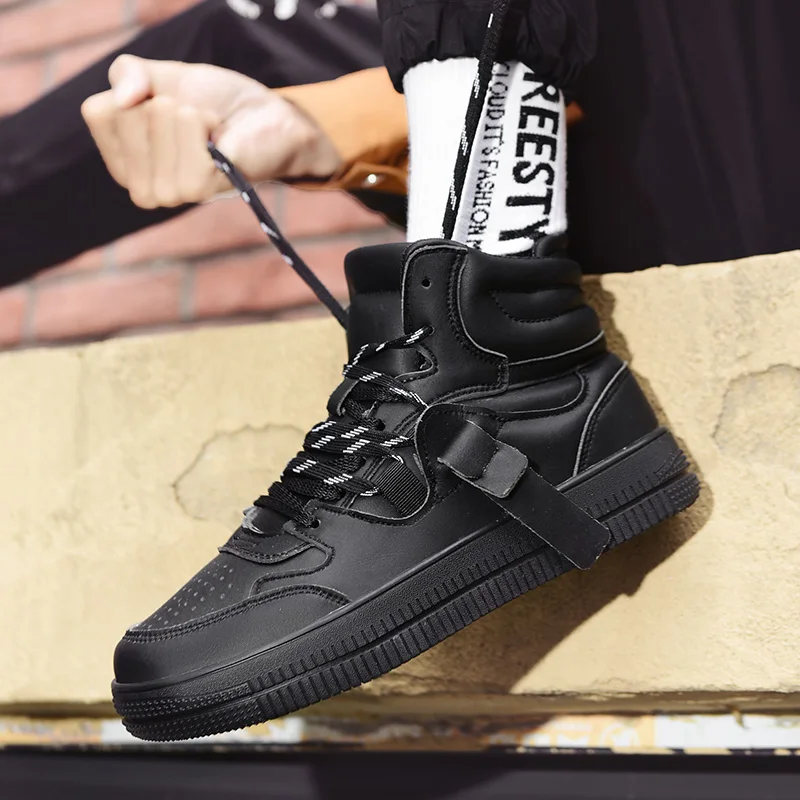 

Men's High Top Casual Shoes 2022 Fashion Brand Trend Shoes Men's Lace-Up Motorcycle Boots Thick Sole Skateboard Shoes Men'sShoes
