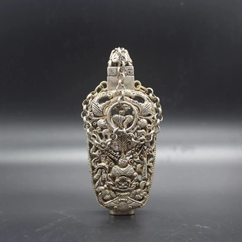 

Collection of Chinese Miao Silver Copper Retro Hollow Animal Head Bat Sachet Auspicious Pendant/Ornament