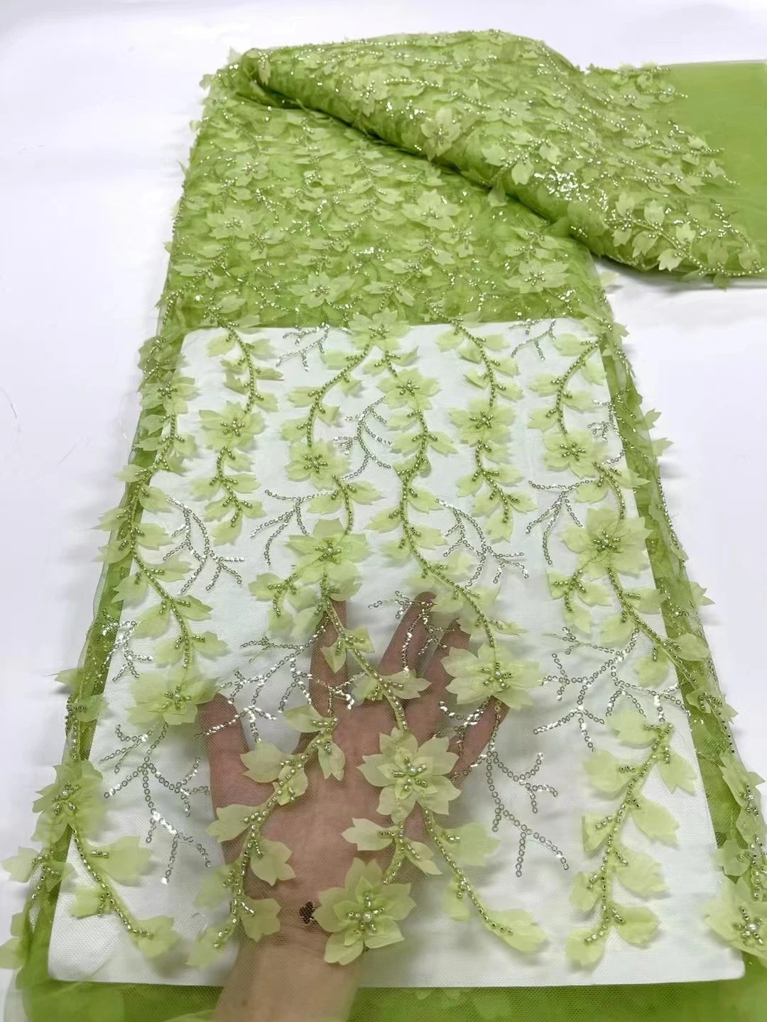 

Latest Nigerian Lace Fabric High Quality Embroidered African Lace Fabric For Wedding Dress French Tulle Lace jy092