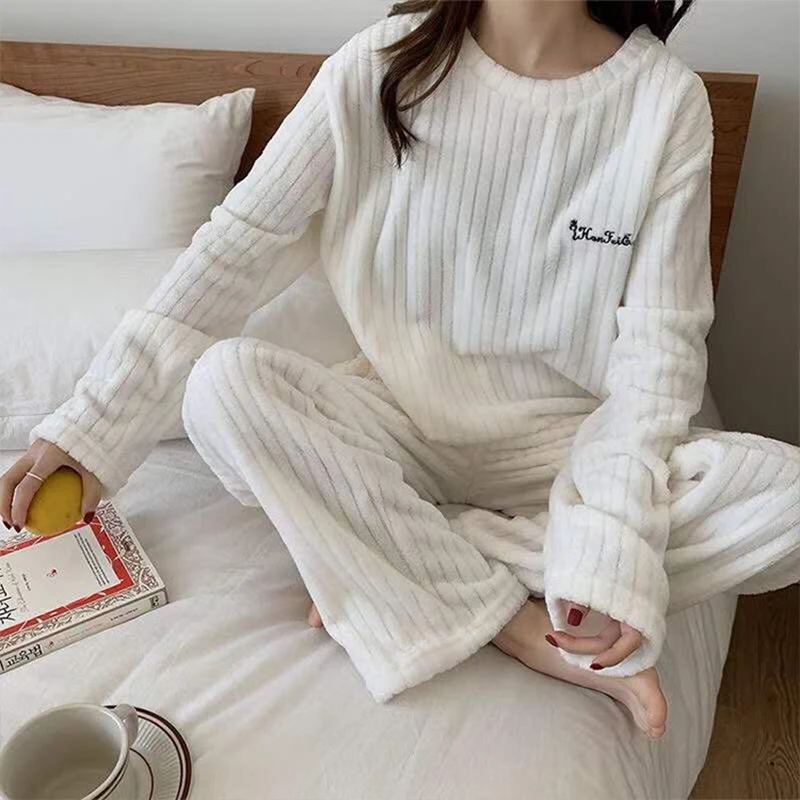 Women's Flannel Pajama Suit Cartoon Cute Winter Thickened Warm Long Sleeve Pajamas Round Collar Pullover Wear Household Clothes