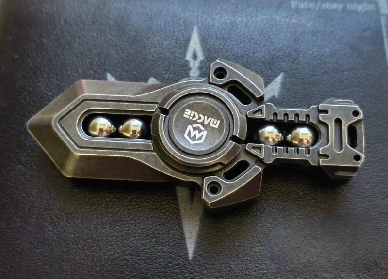 Second-Hand out-of-Print EDC Big Sword Fingertip Gyro Stainless Steel Zirconium Alloy Material Stress Relief Toy Fidget Spinner