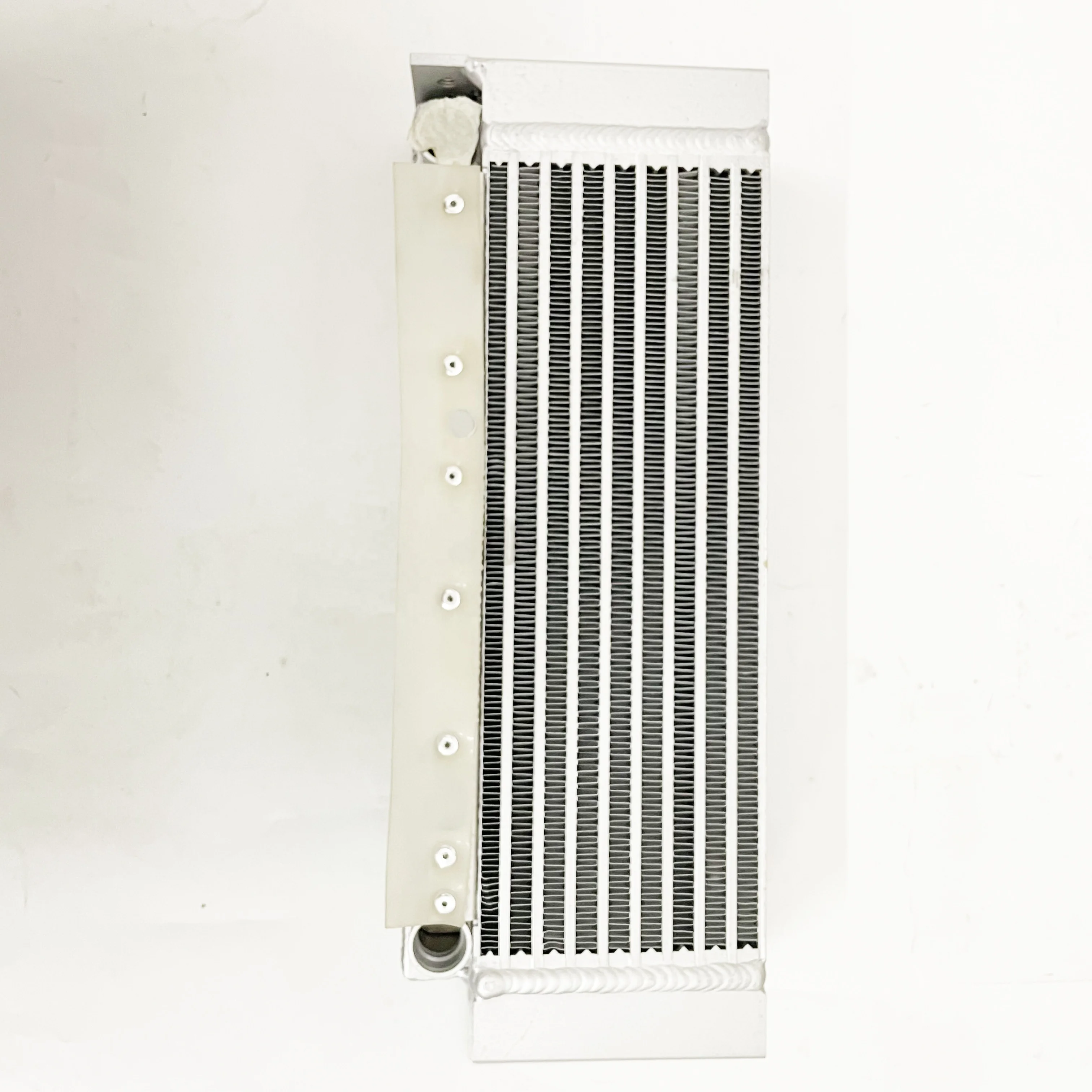 

New product deutz BF4L1011 oil cooler 04102799 04272660