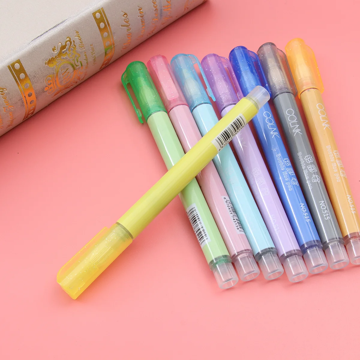 

1 Box of 8pcs Lightweight Reusable Highlighter Pen Family Co-worker Friends