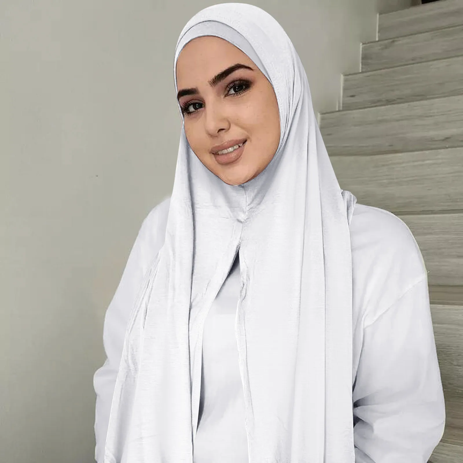 

Instant Hijab With Cap Heavy Chiffon Jersey Hijab For Women Veil Muslim Fashion Islam Hijab Cap Scarf For Muslim Women Headscarf