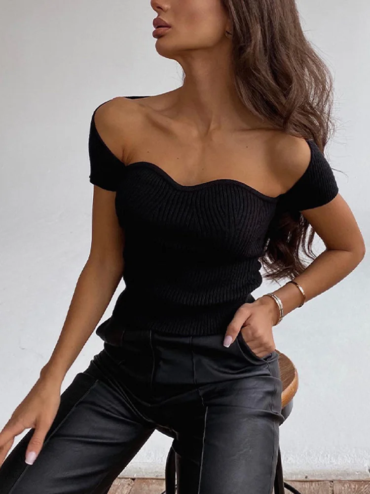 Футболка женская трикотажная с квадратным вырезом пикантный топ коротким