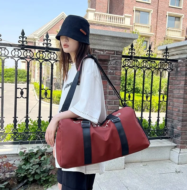 2023 New Gym Bag Waterproof Fitness Bag Sport Men Women Bag Outdoor Portable Travel Gym Bags Yoga Swimming Gym Sports Bag