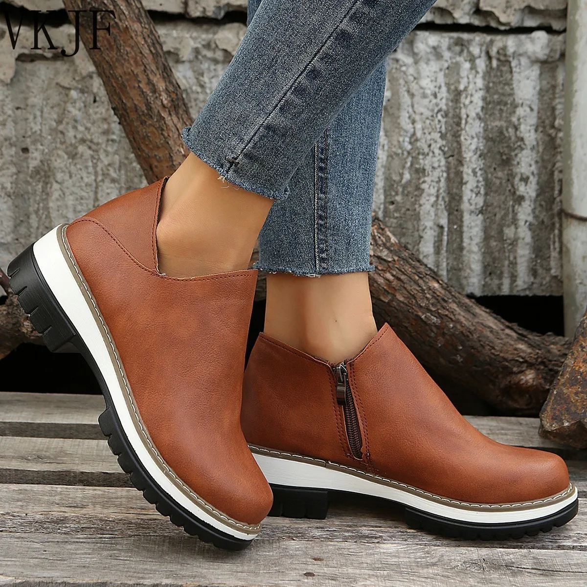 

Fashion Women Short Boots Round Toe High Top Platform Wedges Retro Booties Soft Leather Zipper Comfortable Ankle Boots for Woman