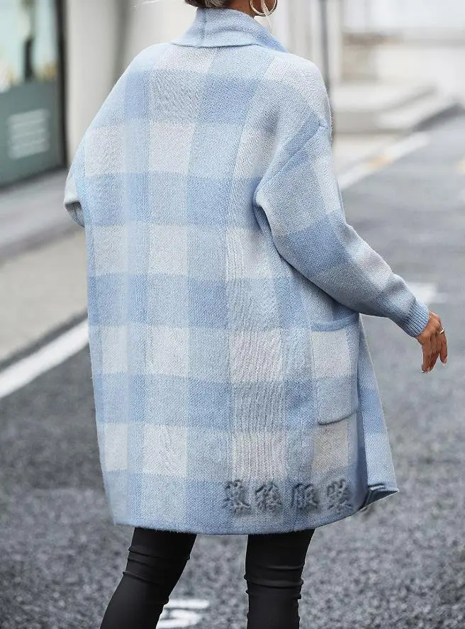 Рисунок 5 - Кардиган с клетчатым принтом и карманами