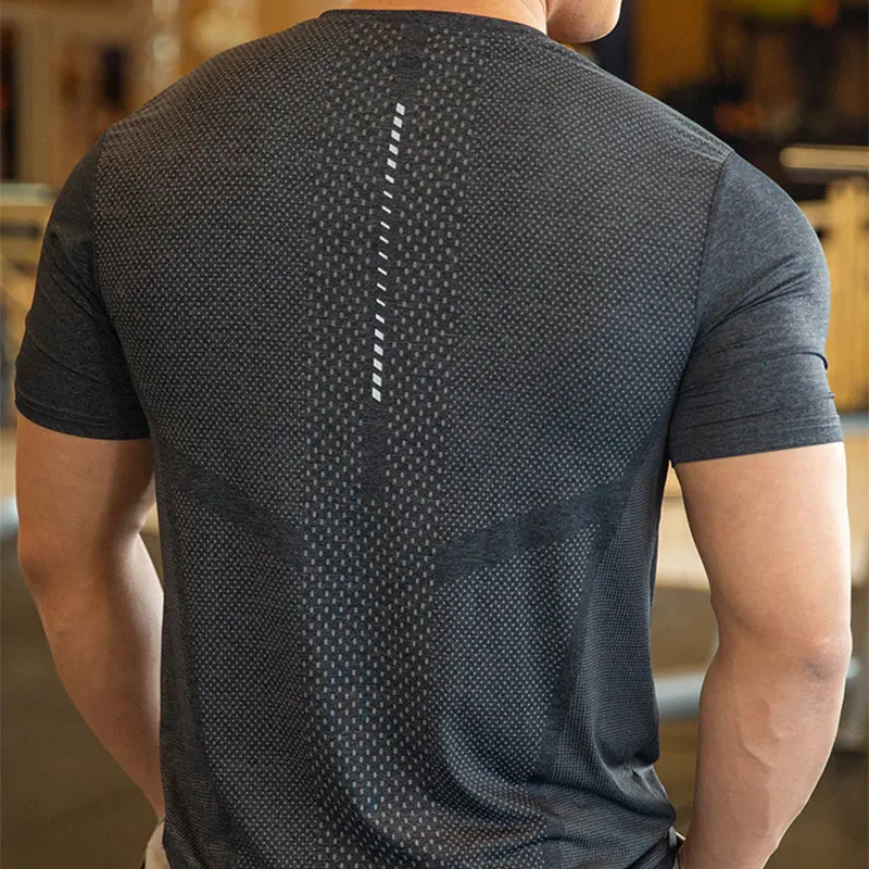 Men Fitness T Shirts Workout Polyester Quick Dry Short Sleeve Compression Sportswear Tee Training Breathable Jogging Running