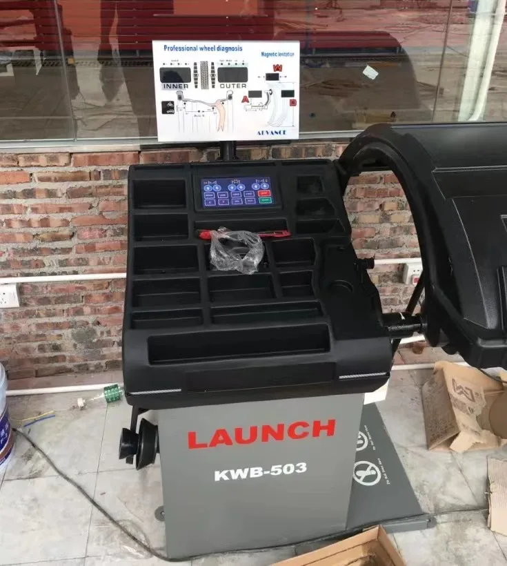 Стандартная балансировочная машина для колес