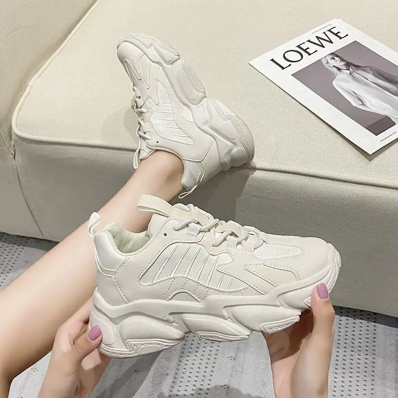 

New Black Fashion Leisure Footwear Daddy Shoes Women Outdoor Thick Bottom Casual Shoes Ladies Trendy Sneakers Feminino E167