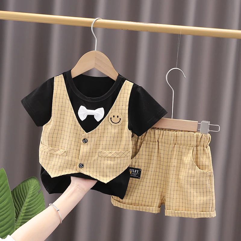 

0-5 Years Old New Children's Vest Short-Sleeved T-Shirt with Cotton Plaid Shorts 2-Piece Set Baby Summer Suit