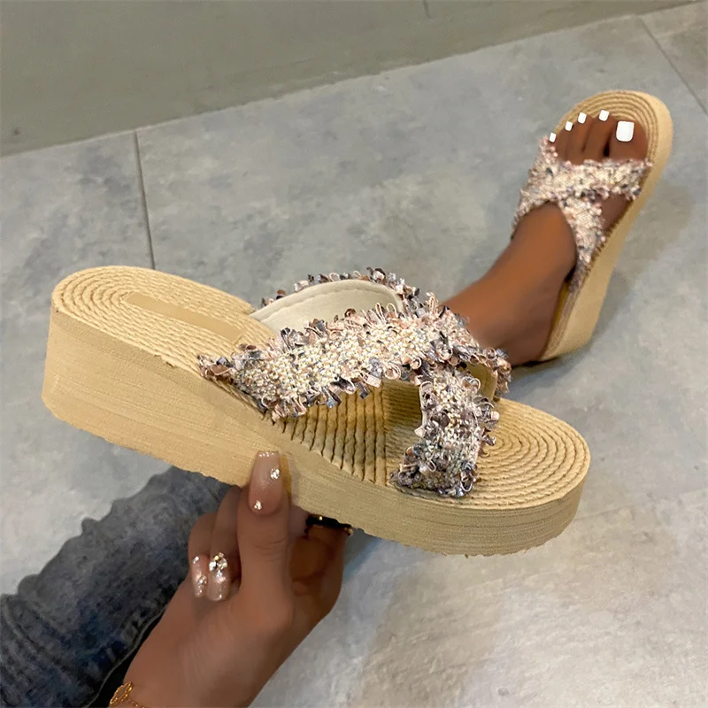 

2023 Women Slippers Summer Fashion Indoor Outdoor Wedge High Heel Comfortable Non Slip Ethnic Style Beach Fashion Women Slippers