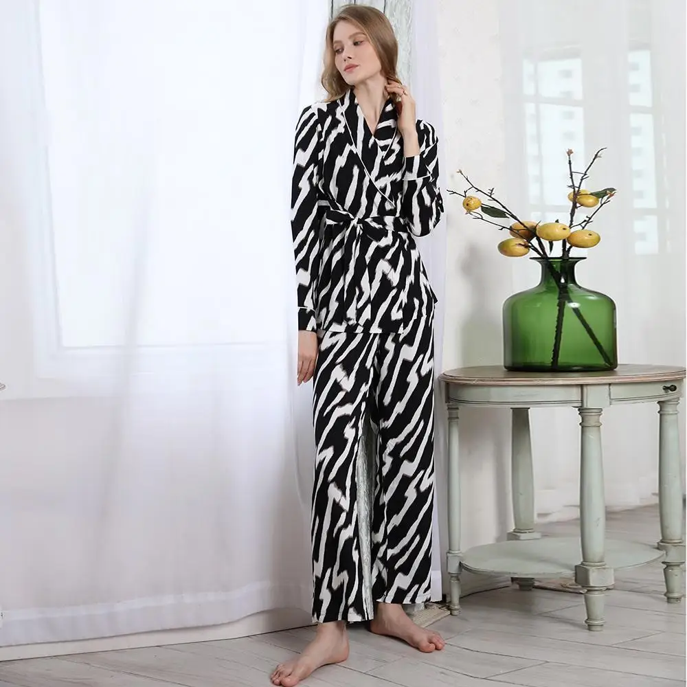 

100% Viscose Elegant Zebra Pyjamas Set Female Two Pieces Pajamas Sleepwear Set Winter Loungewear Homewear For Women