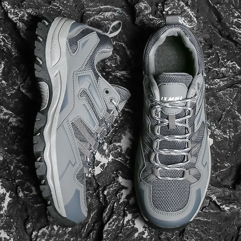 Outdoor Man Hiking Shoes Lace Up Hunting Tourism Mountain Shoes Waterproof Sneakers For Men Women 2022 New Leather Tactical Boot