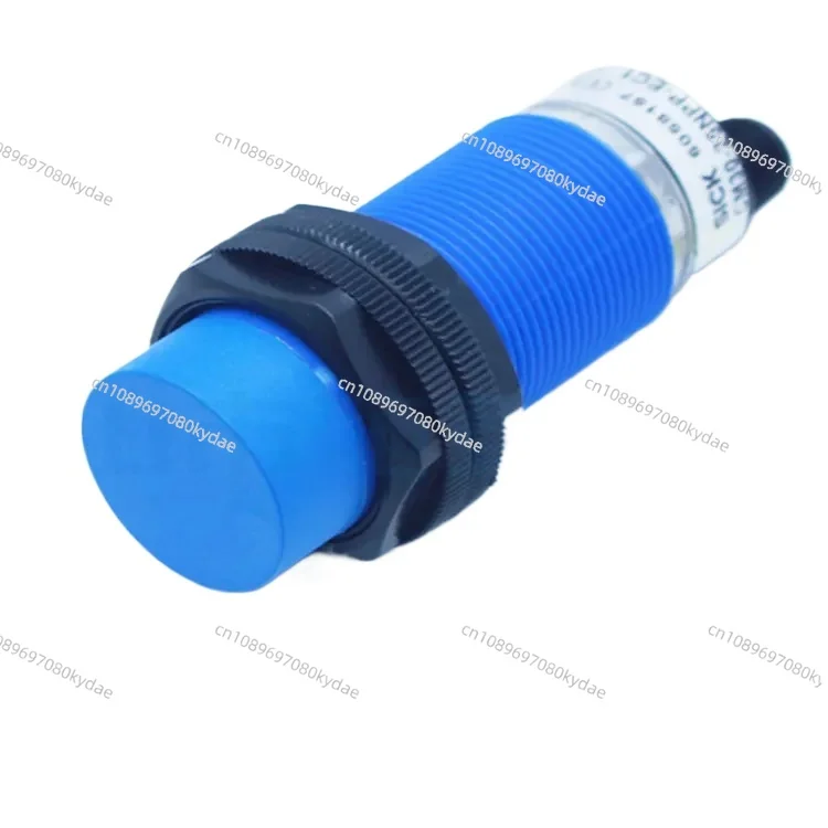 CM30-25NPP-EC1 емкостный датчик приближения