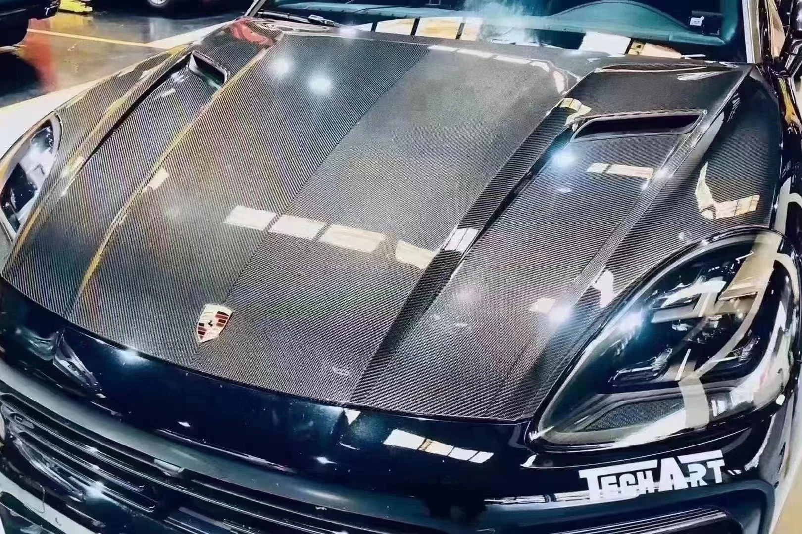 Легкий и высококачественный обновленный капот из углеродного волокна Cayenne TKT