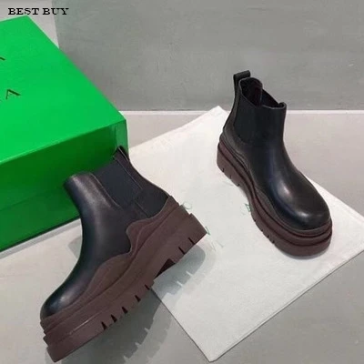 Женские ботильоны из натуральной коровьей кожи на платформе с эластичным