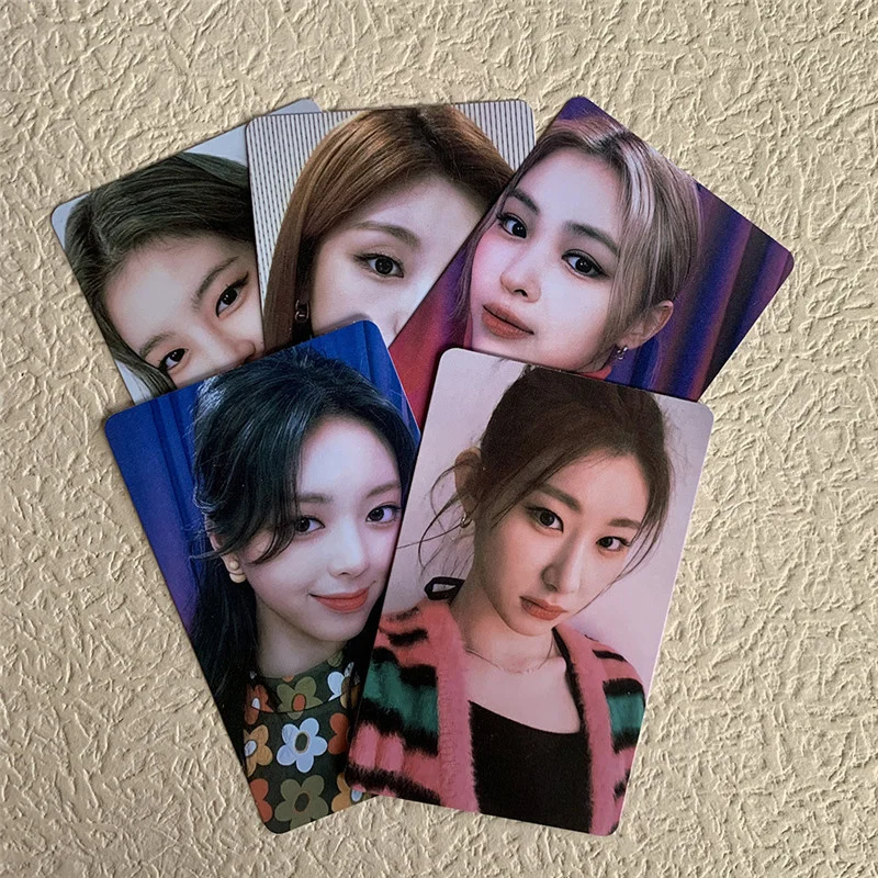 

KPOP ITZY combination No Bad Days random small card around MIDZY postcard
