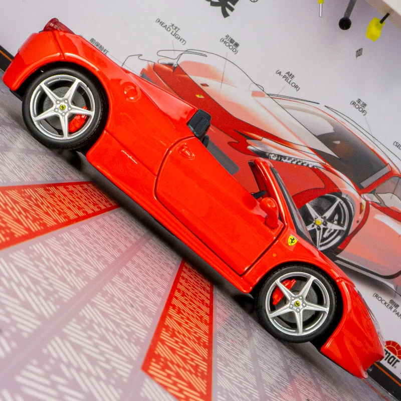 Фото Bburago 1:24 Ferrari 458 Spider, трансформируемая модель автомобиля, двери с обеих сторон, которую можно открыть, тонкая работа №5