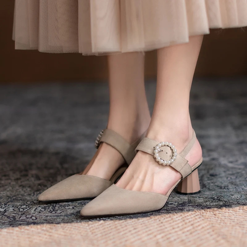 

2022summer Women's sandals natural leather 22-24.5cm kid suede upper full leather Pearl buckle back strap sandals for women