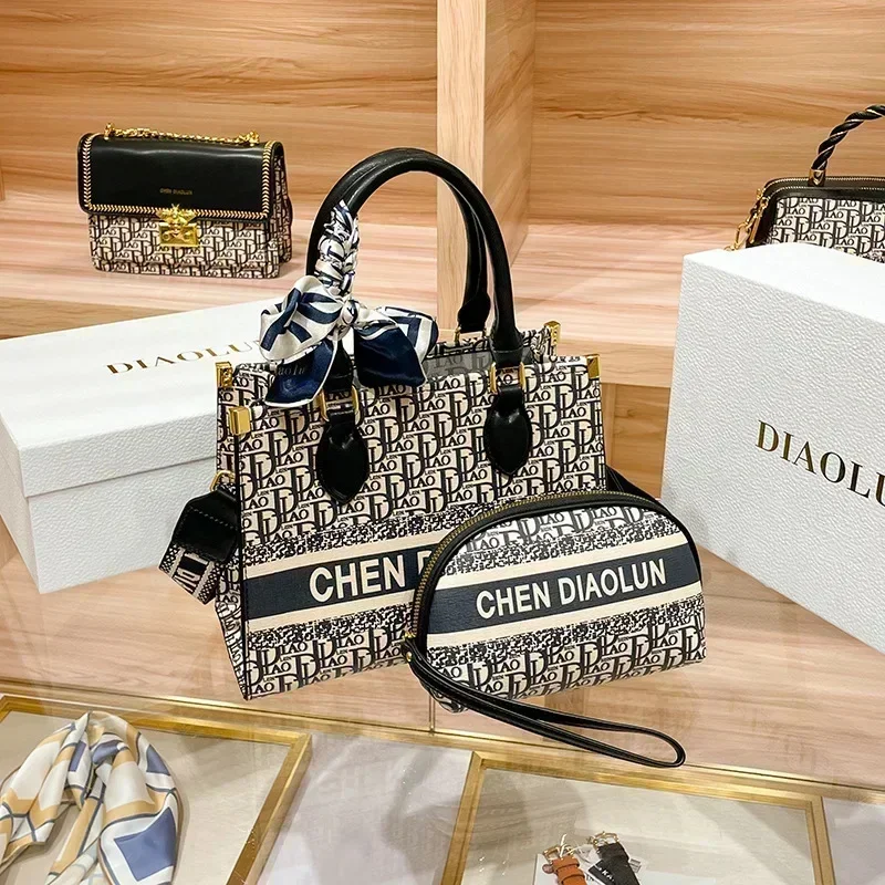 Вместительные повседневные сумки-тоуты с вышивкой высококачественные