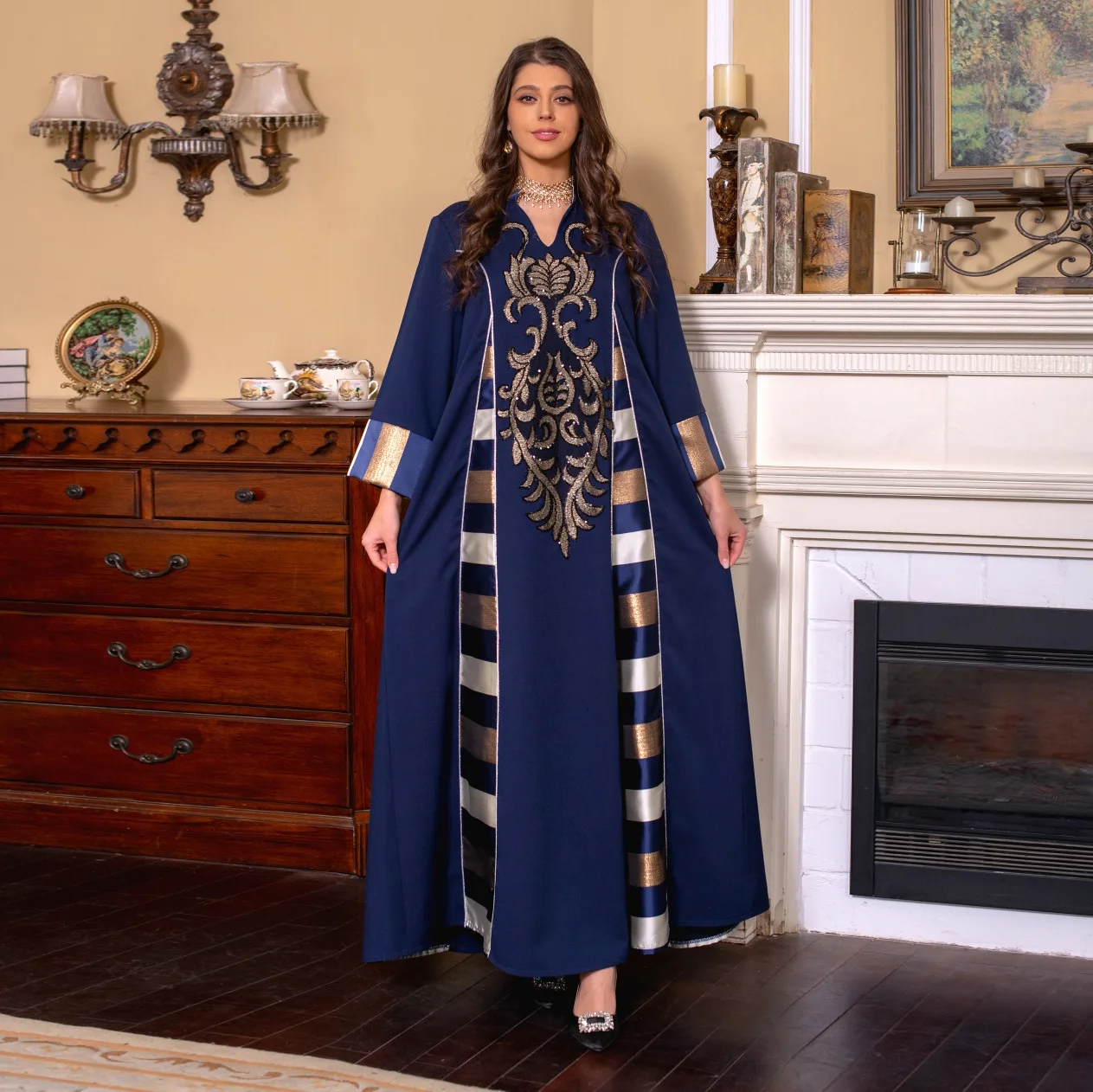 Factory Ethnic Embroidered Muslim Abaya Dress for Women Loose Plus Size Notched Stand Collar Moroccan Kaftan Duabi Robe Black