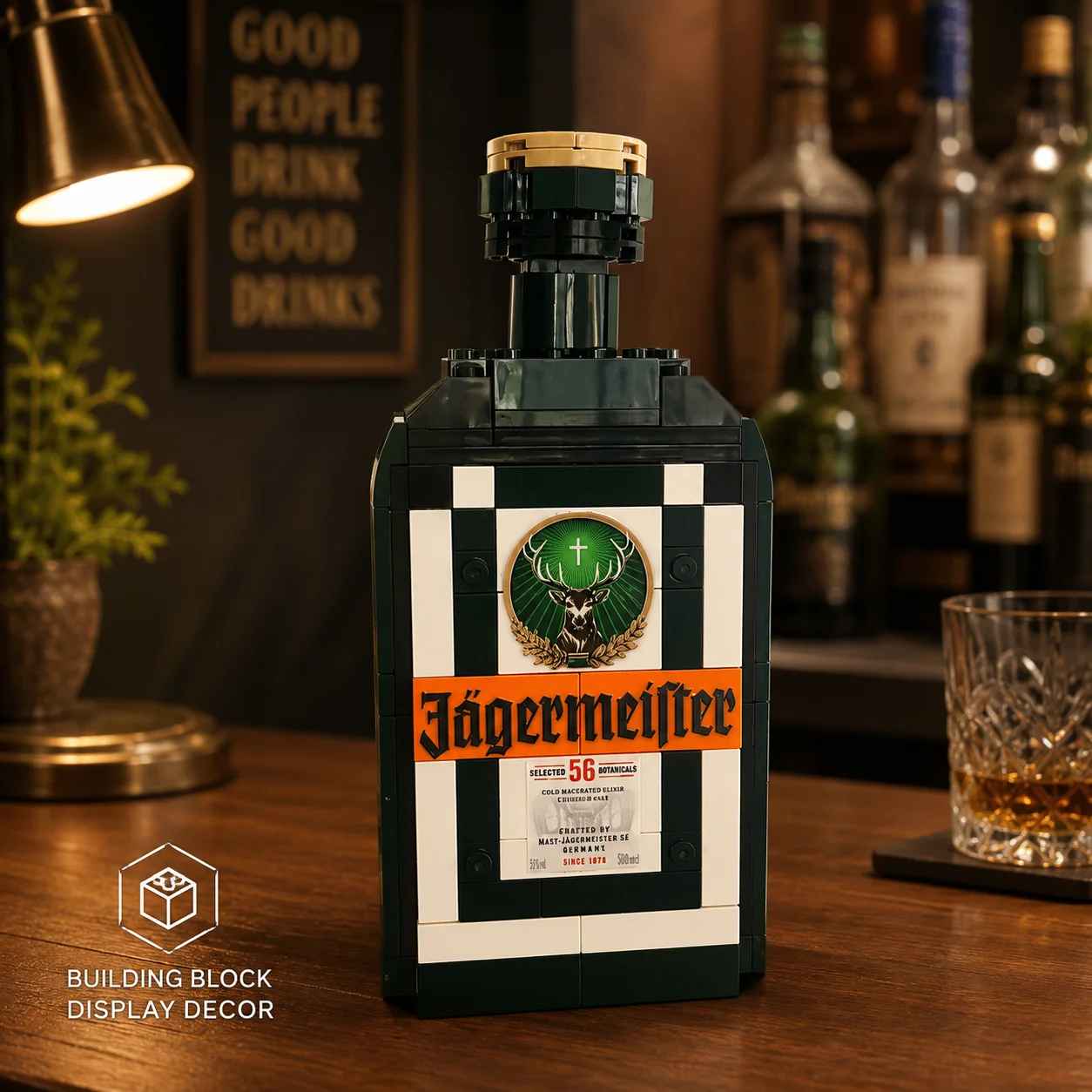 Фото Модель-конструктор бутылки ликера Jagermeister, декор для домашнего бара, коллекционные кирпичики №1