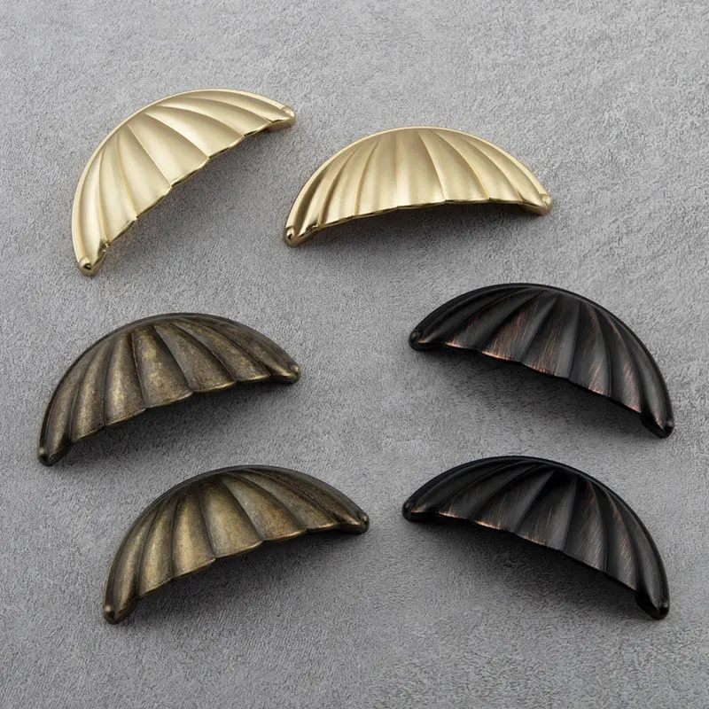

Antique Brass Shell Knob Cupboard Door Cabinet Desk Drawer Alloy Furniture Pull Handle With Screws Replacement Decor Accessories
