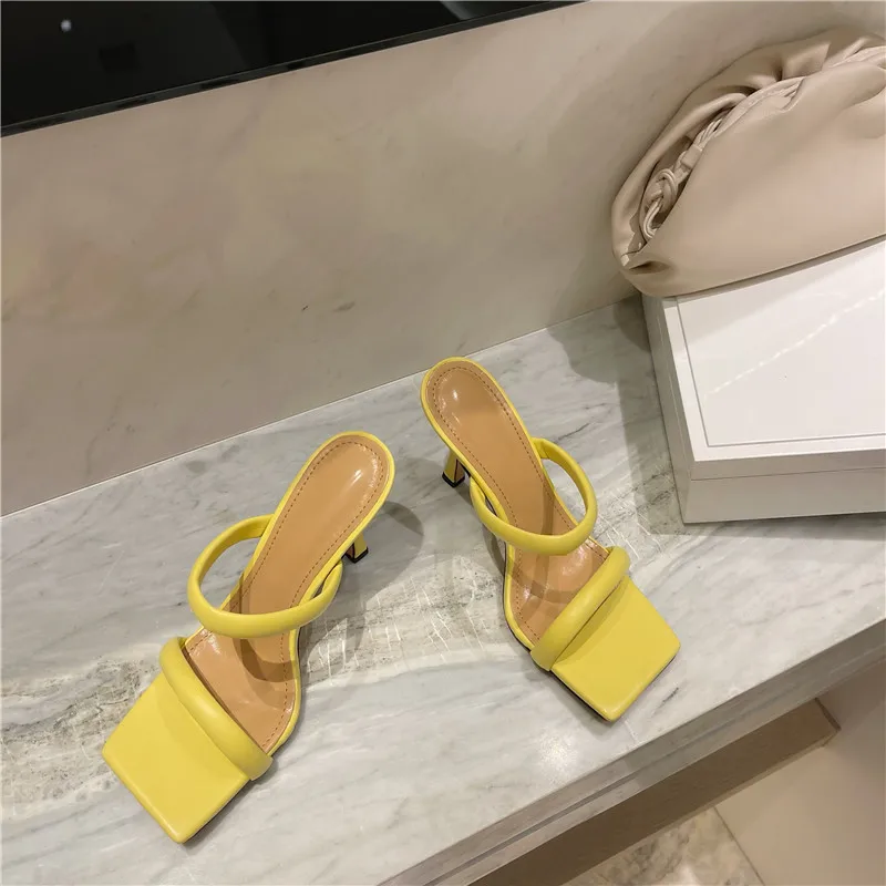 

2022 New Summer Yellow White Thin Heels Slippers Sandals Women Square Toe Mules Slippers Beach Leisure Slides Flip Flop Platform