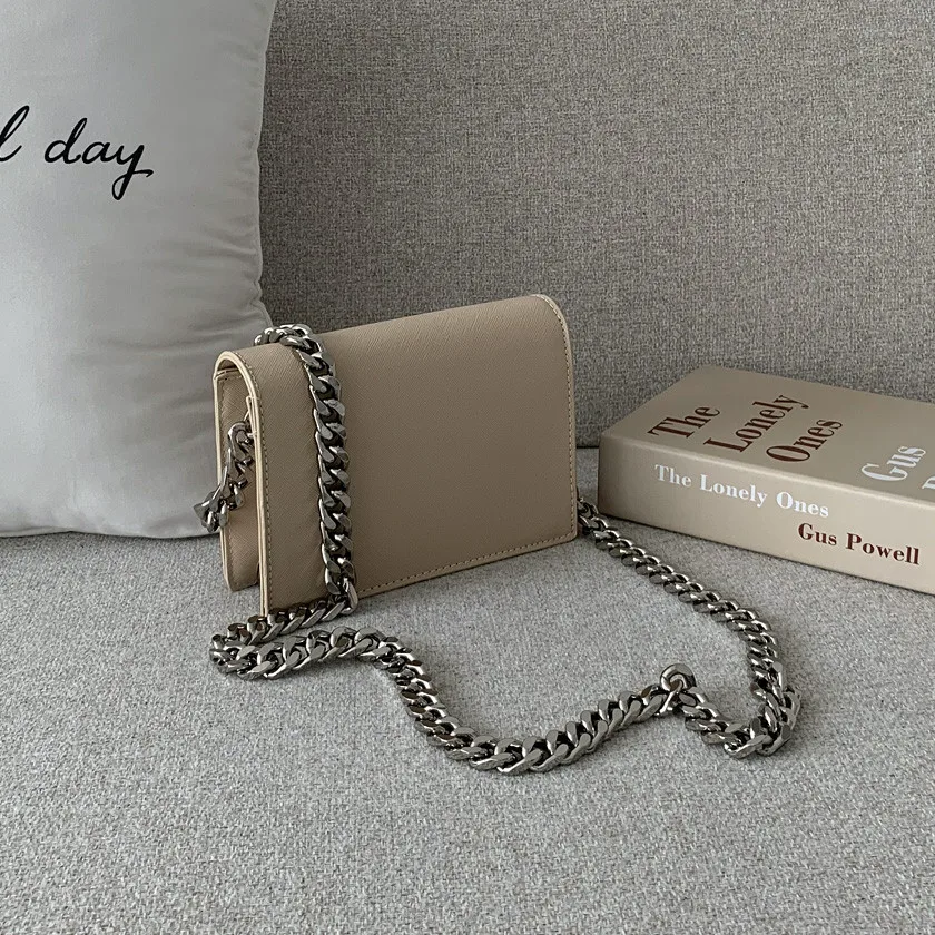 2023 New Fashion Women's Shoulder Bag PU Leather Solid Color Simple Chain Casual Crossbody Bag Square Mobile Phone Bag