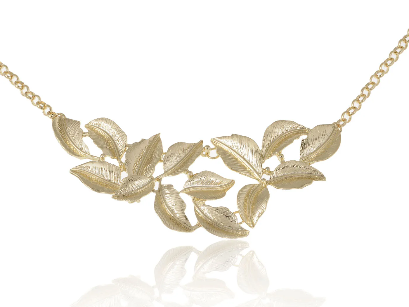

Women's Antique Inspired Golden Tone Leaves Clusters Pendent Necklace