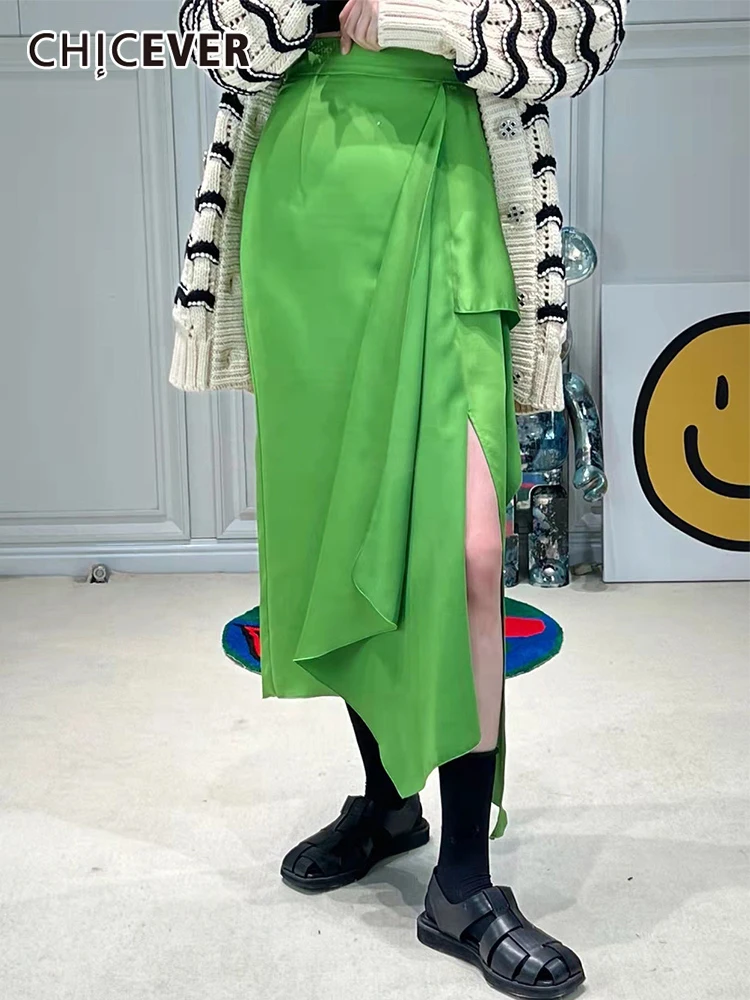 

CHICEVER Асимметричная зеленая юбка женская с высокой талией асимметричный подол Повседневная Шикарная стильная юбка для женщин 2022 модная одежда Новинка