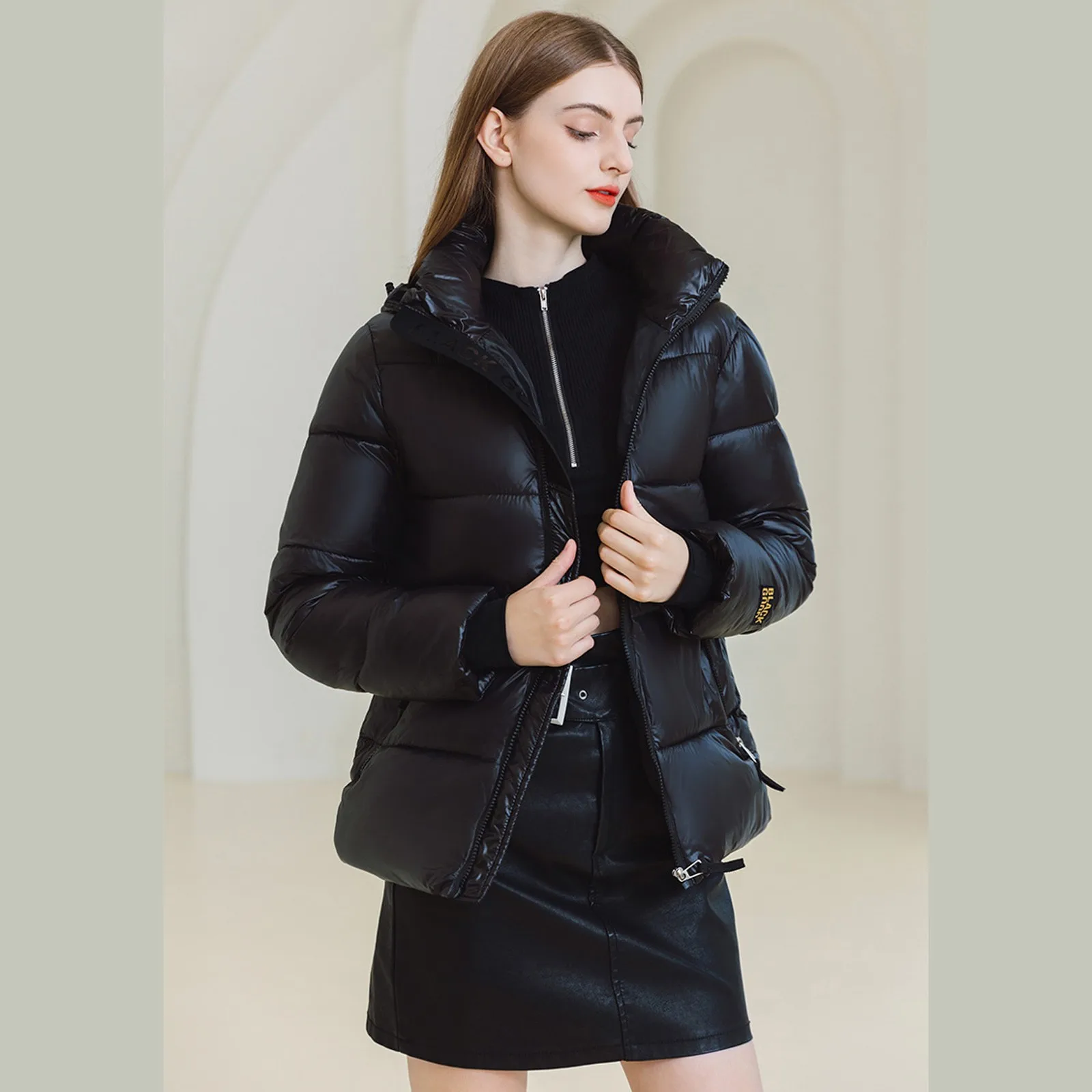 

Новая короткая куртка с хлопковой подкладкой, женские зимние матовые парки, утепленная куртка-пуховик с капюшоном, Женское зимнее теплое пальто с подкладкой