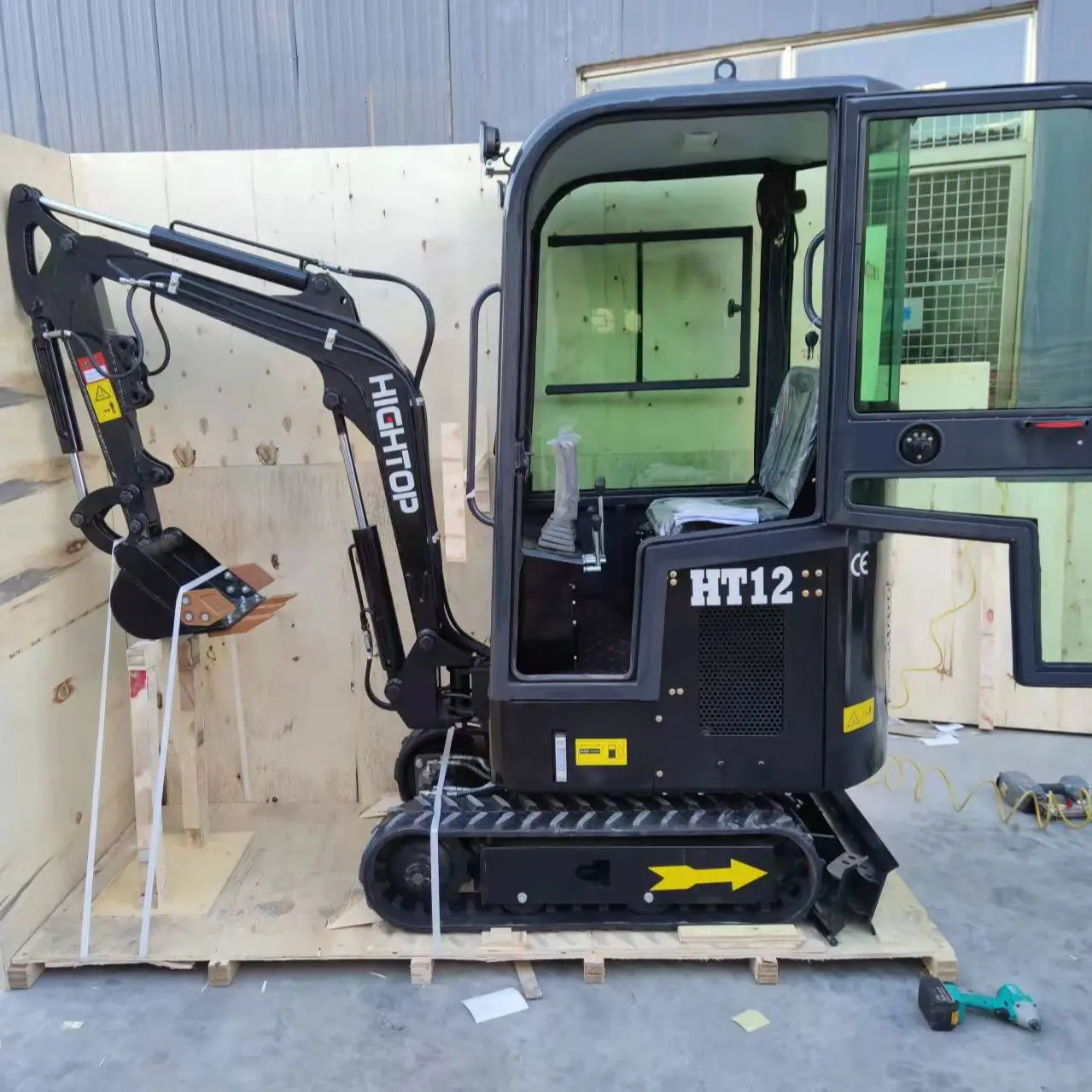2022 New Price HT15 Mini Digger  1T Micro Small Excavator With Cabin For Sale
