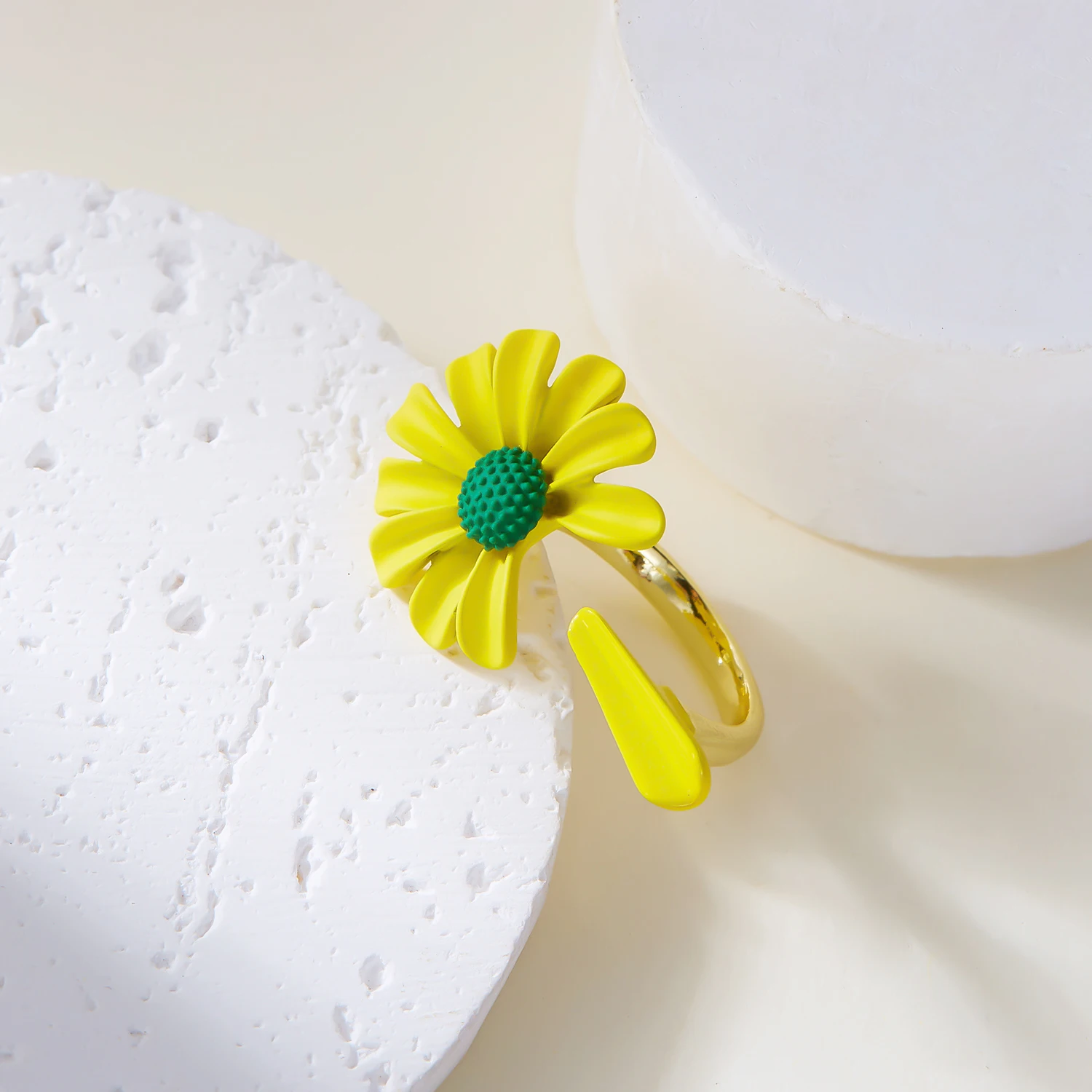 Женское кольцо в корейском стиле