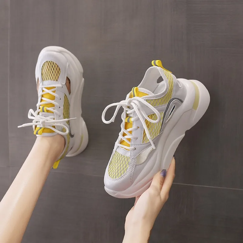 Рисунок 4 - Кроссовки женские сетчатые