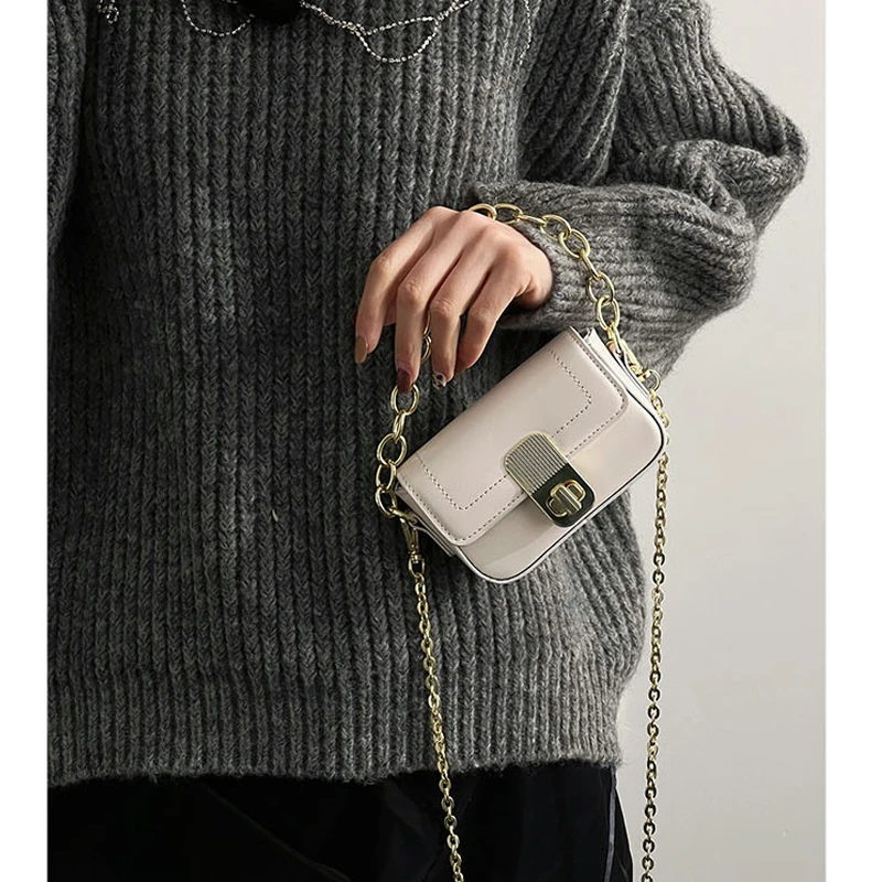 

Мини-цепочка, губная помада, маленькая квадратная сумка-мессенджер, нишевый дизайн, Высококачественная мини-Сумочка для женщин, новинка 2022, ...