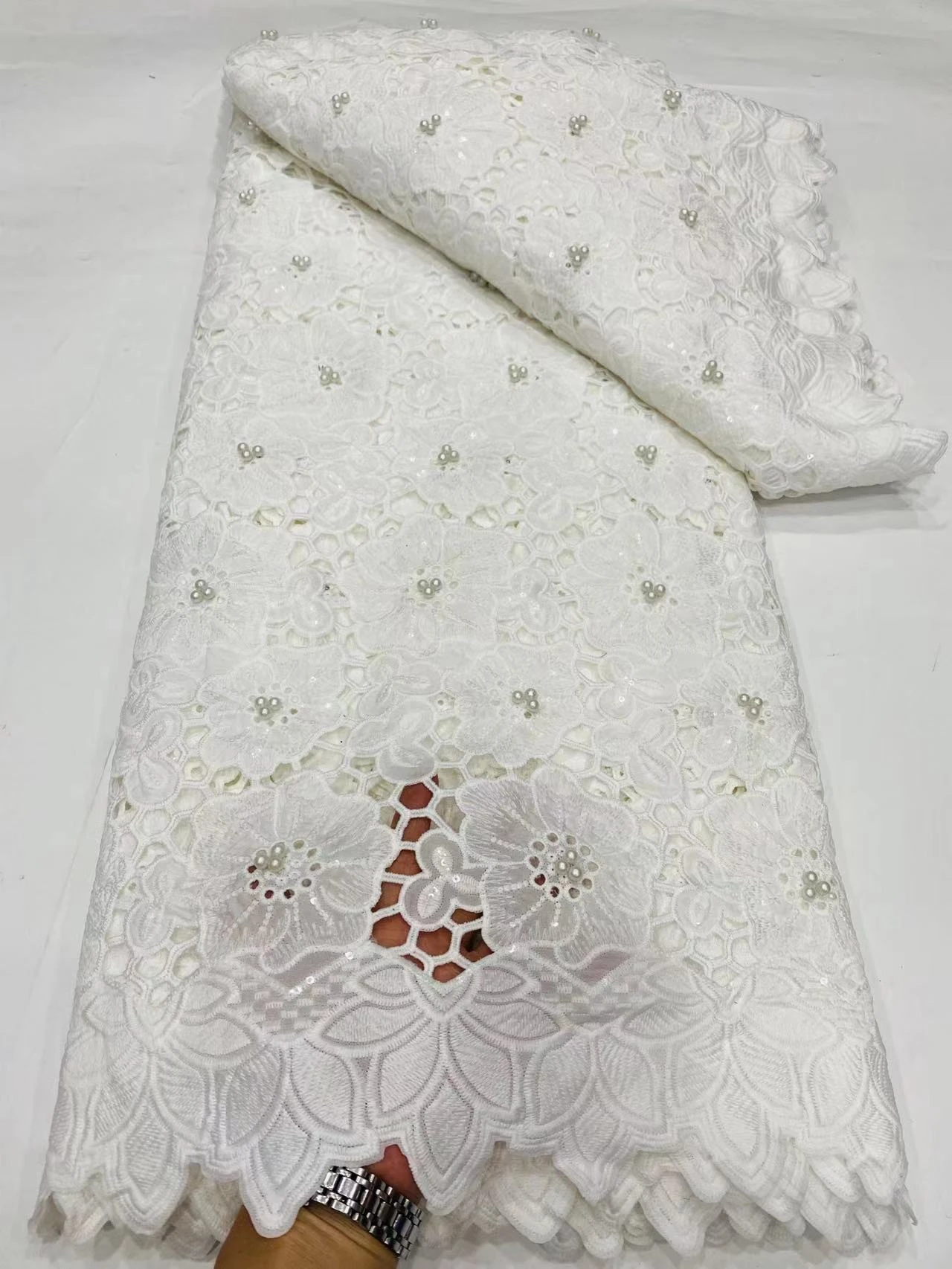 

2023 африканская нигерийская Высококачественная кружевная ткань с вышивкой тюль из чистого хлопка для свадебной вечеринки дамасское платье Гипюр Белый 5 ярдов hz1218