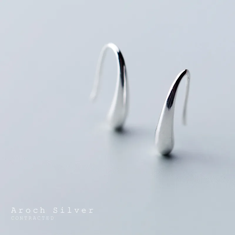 

Женские серебряные серьги S925Silver в японском и корейском стиле, простые глянцевые серьги в форме капли, уникальные геометрические Ушные Коль...