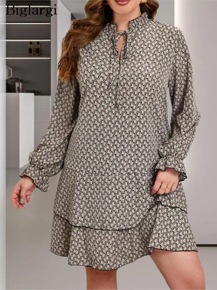 

Женское осеннее платье-миди в клетку/в полоску, с оборками