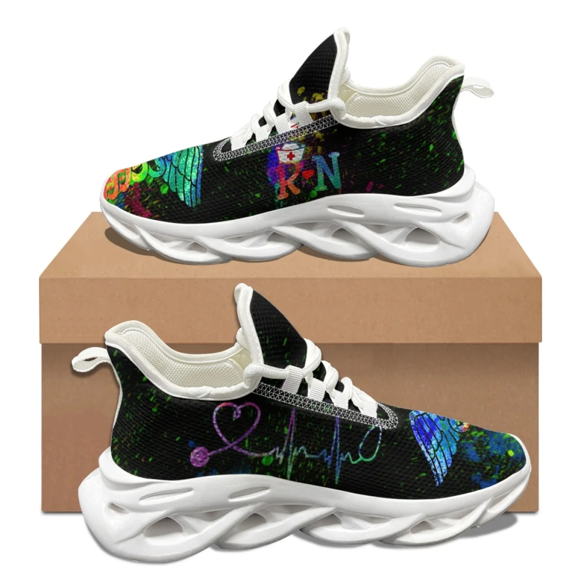 

Женские кроссовки из сетчатой ткани с градиентным принтом